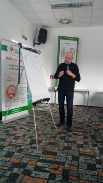 Část prezentací ze Školkařských dnů 2026 / fotogalerie / IMG 20260212 101144